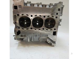 Gebruikte Cilinderkop Ford Focus 4 1.0 Ti-VCT EcoBoost 12V 125 Prijs € 726,00 Inclusief btw aangeboden door WH Carparts