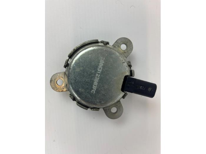 Gebruikte Nokkenas Verstelling Ford Focus 3 1.0 Ti-VCT EcoBoost 12V 125 Prijs € 24,20 Inclusief btw aangeboden door WH Carparts