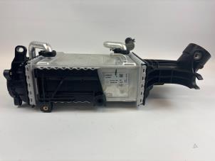 Nieuwe Intercooler Mercedes E (W213) E-350d 2.9 24V Prijs € 242,00 Inclusief btw aangeboden door WH Carparts