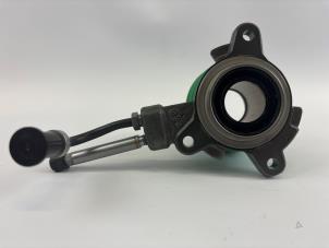 Gebruikte Druklager Ford Mondeo III 2.5 V6 24V Prijs € 90,75 Inclusief btw aangeboden door WH Carparts