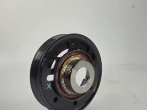 Gebruikte Krukas Poelie Ford Focus 3 Wagon 1.0 Ti-VCT EcoBoost 12V 125 Prijs € 36,30 Inclusief btw aangeboden door WH Carparts