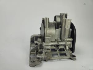 Gebruikte Oliepomp BMW X5 (F15) M50d 3.0 24V Prijs € 121,00 Inclusief btw aangeboden door WH Carparts