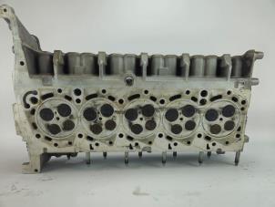 Gebruikte Cilinderkop Ford Ranger 3.2 TDCI 20V Prijs € 1.028,50 Inclusief btw aangeboden door WH Carparts