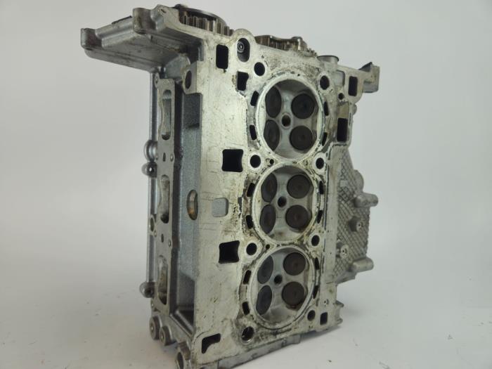 Gebruikte Cilinderkop Ford Fiesta 7 1.1 Ti-VCT 12V 75 Prijs € 544,50 Inclusief btw aangeboden door WH Carparts