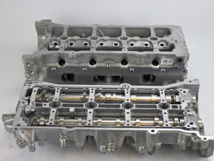 Nieuwe Cilinderkop Mercedes C Estate (S206) C-300 2.0 EQ Boost Turbo 4-Matic Prijs € 1.208,79 Inclusief btw aangeboden door WH Carparts