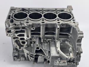 Nieuwe Motor Onderblok Mercedes C (W206) C-200 2.0 EQ Boost 4-Matic Prijs € 1.512,50 Inclusief btw aangeboden door WH Carparts