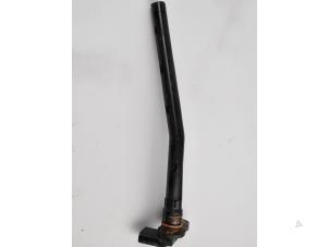 Gebruikte Olie niveau sensor Ford Transit 2.0 TDCi 16V Eco Blue 130 Prijs € 35,09 Inclusief btw aangeboden door WH Carparts