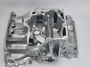 Gebruikte Carterpan Mercedes GLC (X253) 2.0 C-220d 16V 4-Matic Prijs € 181,50 Inclusief btw aangeboden door WH Carparts