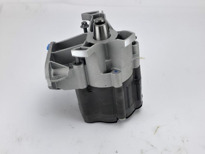 Nieuwe Oliepomp Mercedes S (W223) 3.0 S-450 24V 4-Matic EQ Boost Prijs € 302,50 Inclusief btw aangeboden door WH Carparts