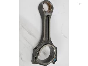 Gebruikte Drijfstang Ford Ranger 3.2 TDCI 20V 4x4 Prijs € 180,29 Inclusief btw aangeboden door WH Carparts