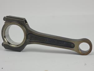 Gebruikte Drijfstang Ford Grand C-Max (DXA) 1.0 Ti-VCT EcoBoost 12V 125 Prijs € 48,40 Inclusief btw aangeboden door WH Carparts