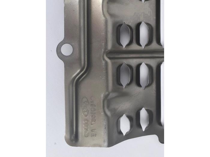 Gebruikte Carterpan Ford Grand C-Max (DXA) 1.0 Ti-VCT EcoBoost 12V 125 Prijs € 18,15 Inclusief btw aangeboden door WH Carparts
