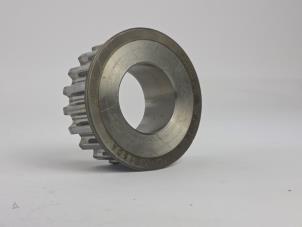 Gebruikte Krukas Tandwiel Ford Grand C-Max (DXA) 1.0 Ti-VCT EcoBoost 12V 125 Prijs € 30,25 Inclusief btw aangeboden door WH Carparts