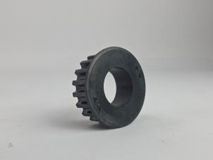 Gebruikte Krukas Tandwiel Ford Grand C-Max (DXA) 1.0 Ti-VCT EcoBoost 12V 125 Prijs € 30,25 Inclusief btw aangeboden door WH Carparts