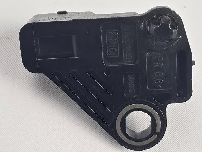 Gebruikte Krukas sensor Ford Focus 3 1.0 Ti-VCT EcoBoost 12V 125 Prijs € 15,13 Inclusief btw aangeboden door WH Carparts