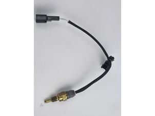 Gebruikte Temperatuursensor Motor Ford Grand C-Max (DXA) 1.0 Ti-VCT EcoBoost 12V 125 Prijs € 24,20 Inclusief btw aangeboden door WH Carparts