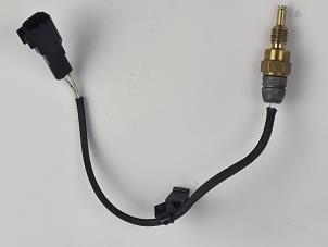 Gebruikte Temperatuursensor Motor Ford Grand C-Max (DXA) 1.0 Ti-VCT EcoBoost 12V 125 Prijs € 24,20 Inclusief btw aangeboden door WH Carparts