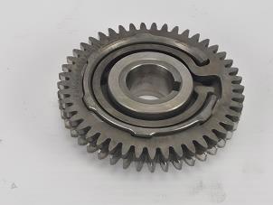 Gebruikte Poelie brandstofpomp Ford Transit 2.0 TDCi 16V Eco Blue 130 Prijs € 30,25 Inclusief btw aangeboden door WH Carparts