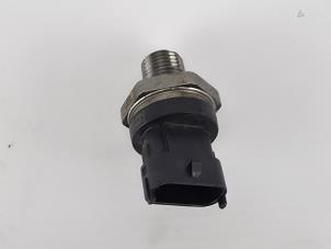 Gebruikte Oliedruk sensor Ford Transit 2.0 TDCi 16V Eco Blue 130 Prijs € 30,25 Inclusief btw aangeboden door WH Carparts