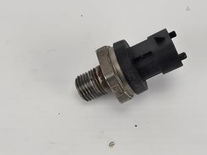 Gebruikte Oliedruk sensor Ford Transit 2.0 TDCi 16V Eco Blue 130 Prijs € 30,25 Inclusief btw aangeboden door WH Carparts