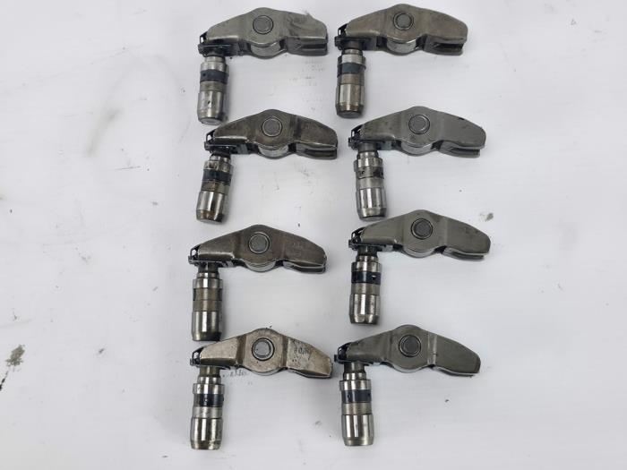 Gebruikte Klepstoter Ford Transit 2.0 TDCi 16V Eco Blue 130 Prijs € 54,45 Inclusief btw aangeboden door WH Carparts