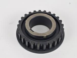 Gebruikte Poelie Krukas Ford Transit 2.0 TDCi 16V Eco Blue 130 Prijs € 24,20 Inclusief btw aangeboden door WH Carparts