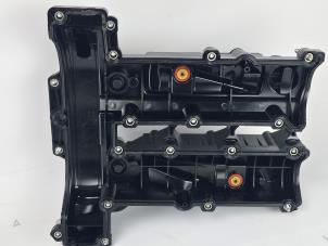 Gebruikte Kleppendeksel Ford Focus 3 Wagon 1.0 Ti-VCT EcoBoost 12V 125 Prijs € 35,09 Inclusief btw aangeboden door WH Carparts