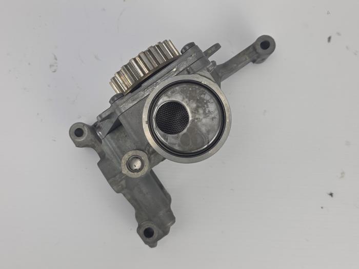 Oliepomp van een Ford C-Max (DXA) 1.0 Ti-VCT EcoBoost 12V 125 2019