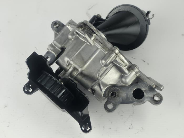 Gebruikte Oliepomp Ford Transit 2.0 TDCi 16V Eco Blue 130 Prijs € 60,50 Inclusief btw aangeboden door WH Carparts