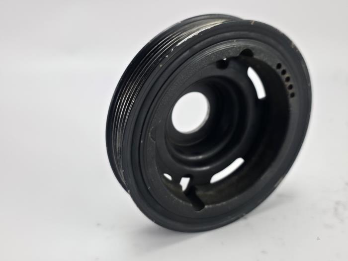 Gebruikte Krukas Poelie Ford Focus 3 Wagon 1.0 Ti-VCT EcoBoost 12V 125 Prijs € 36,30 Inclusief btw aangeboden door WH Carparts