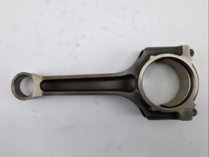 Gebruikte Drijfstang Ford Focus 3 1.5 EcoBoost 16V 150 Prijs € 48,40 Inclusief btw aangeboden door WH Carparts