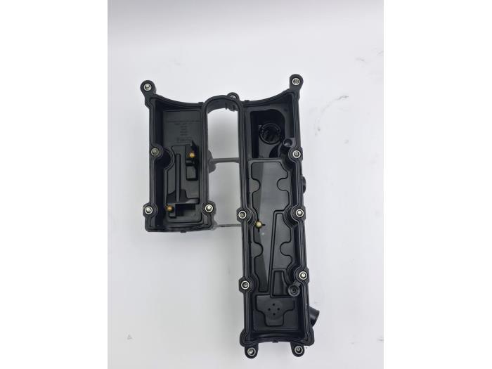 Gebruikte Kleppendeksel Ford Focus 3 1.5 EcoBoost 16V 150 Prijs € 48,40 Inclusief btw aangeboden door WH Carparts