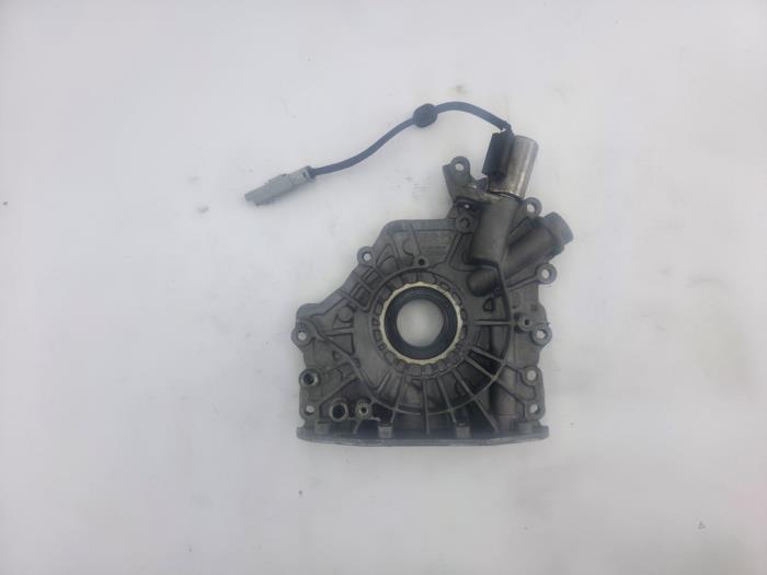 Gebruikte Oliepomp Ford Transit Connect (PJ2) 1.5 EcoBlue Prijs € 60,50 Inclusief btw aangeboden door WH Carparts