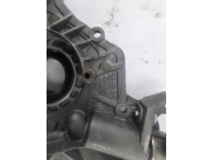 Gebruikte Oliepomp Ford Transit Connect (PJ2) 1.5 EcoBlue Prijs € 60,50 Inclusief btw aangeboden door WH Carparts