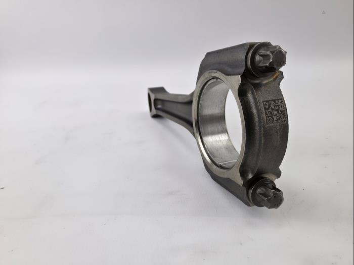 Gebruikte Drijfstang Ford Grand C-Max (DXA) 1.0 Ti-VCT EcoBoost 12V 125 Prijs € 48,40 Inclusief btw aangeboden door WH Carparts
