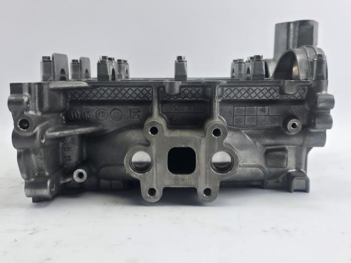 Gebruikte Cilinderkop Ford Grand C-Max (DXA) 1.0 Ti-VCT EcoBoost 12V 125 Prijs € 272,25 Inclusief btw aangeboden door WH Carparts