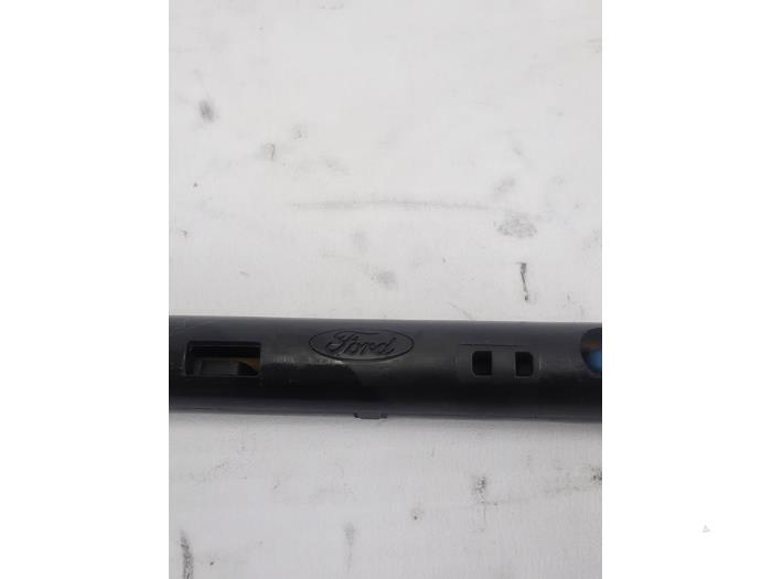 Gebruikte Olie niveau sensor Ford Transit 2.0 TDCi 16V Eco Blue 130 Prijs € 36,30 Inclusief btw aangeboden door WH Carparts
