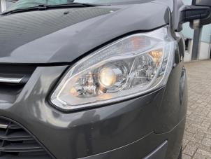 Gebruikte Koplamp links Ford Transit Custom 2.0 TDCi 16V Eco Blue 170 Prijs € 393,25 Inclusief btw aangeboden door TransTune B.V.