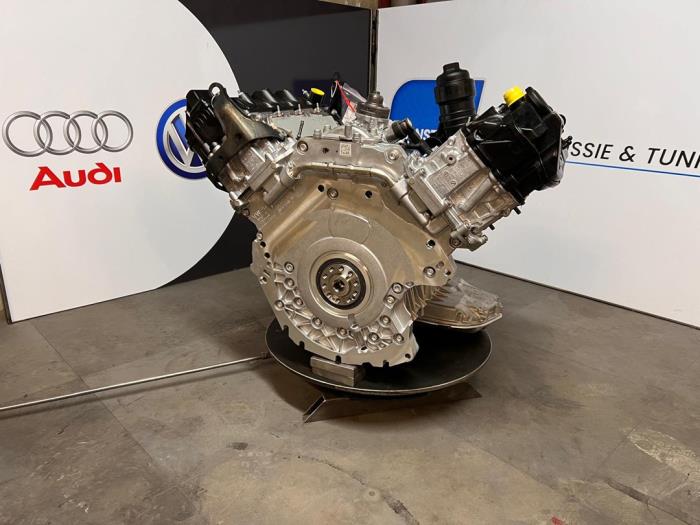 Motor van een Audi A5 (F53/F5P) 3.0 TDI V6 24V Quattro 2017