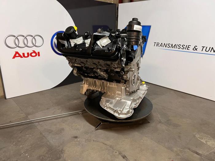Motor van een Audi A5 (F53/F5P) 3.0 TDI V6 24V Quattro 2017