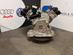 Motor van een Audi A7 Sportback (4GA/4GF) 3.0 TDI V6 24V biturbo Quattro 2014
