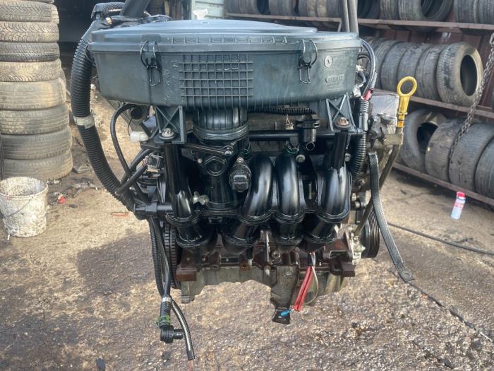 Gebruikte Motor Dacia Logan Prijs € 450,00 Margeregeling aangeboden door Umit Sloperij
