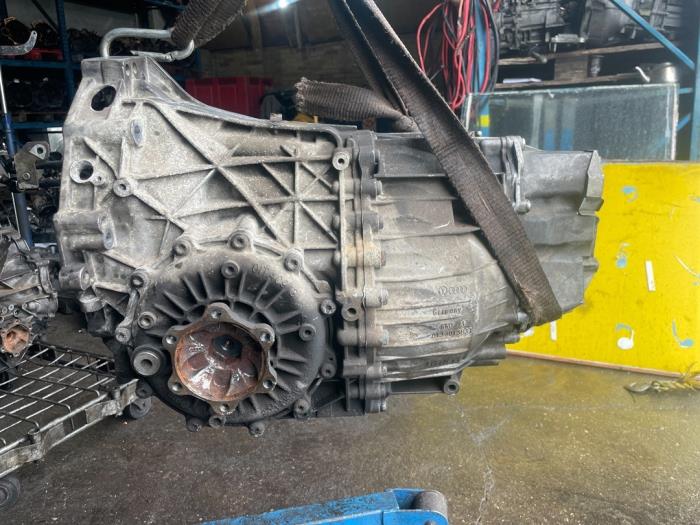 Gebruikte Automaatbak Audi A4 (B7) 2.0 20V Prijs € 800,00 Margeregeling aangeboden door Umit Sloperij