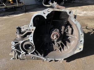 Gebruikte Versnellingsbak Nissan Almera Tino Prijs € 250,00 Margeregeling aangeboden door Umit Sloperij