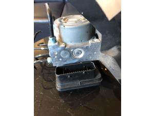 Gebruikte ABS Pomp Mini Cooper S Prijs € 250,00 Margeregeling aangeboden door Umit Sloperij