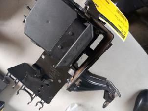 Gebruikte ABS Pomp Audi A4 Avant (B6) 1.9 TDI PDE 130 Prijs € 100,00 Margeregeling aangeboden door Umit Sloperij