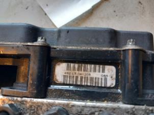 Gebruikte ABS Pomp Volkswagen Polo IV (9N1/2/3) 1.4 TDI 70 Prijs € 50,00 Margeregeling aangeboden door Umit Sloperij