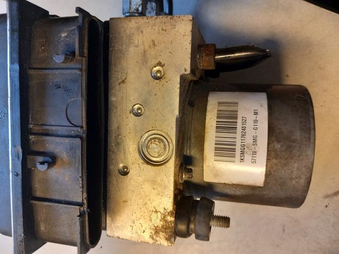 Gebruikte ABS Pomp Honda Civic (FK/FN) 1.4 i-Dsi Prijs € 450,00 Margeregeling aangeboden door Umit Sloperij