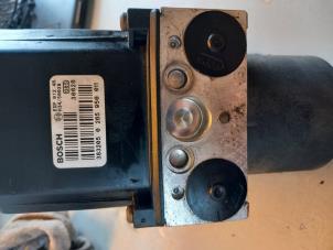 Gebruikte ABS Pomp Audi A4 (B6) 2.4 V6 30V Prijs € 70,00 Margeregeling aangeboden door Umit Sloperij