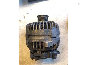 Gebruikte Alternator Renault Laguna II Grandtour (KG) 2.2 dCi 150 16V Prijs € 75,00 Margeregeling aangeboden door Umit Sloperij